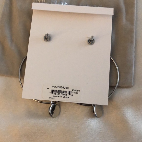 Michael Kors Silver Tone Brass Hoop Earrings With Round MK Charm & Crystal NWT - Picture 9 of 13